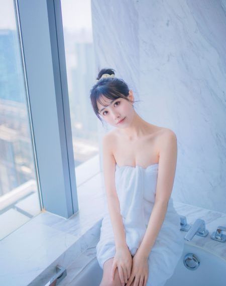 欧美多人性受XXXX喷水-续集在线完整观看
